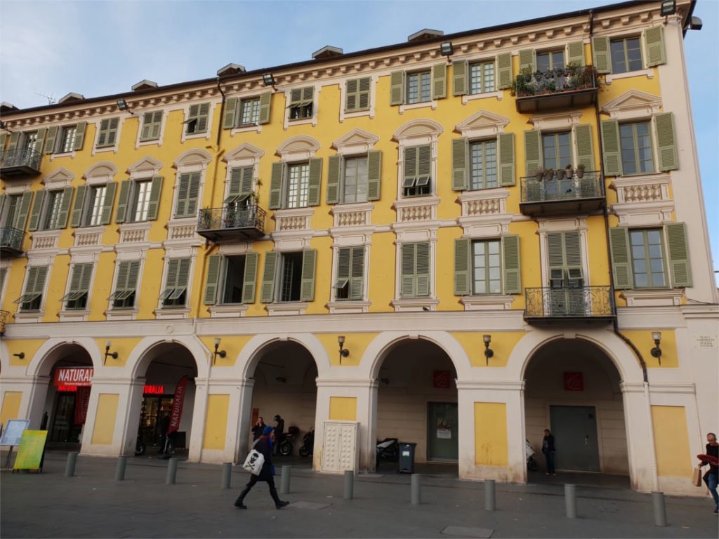Nizza Place Garibaldi