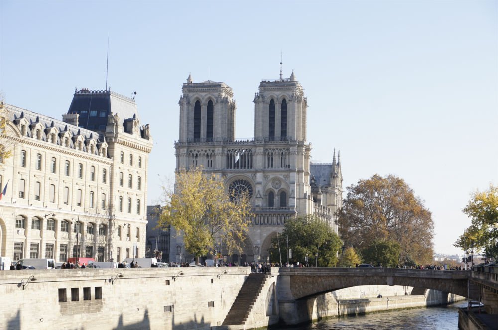 Notre-Dame de Paris an der Seine